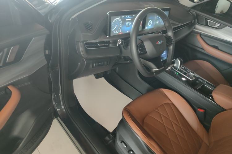 Used Chery Tiggo 8 PLUS 2021 290TGDI DCT Luxury Edition Driver Seat
