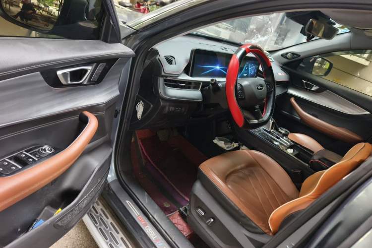 Used Chery Tiggo 8 PLUS 2021 290TGDI DCT Luxury Edition Driver Seat