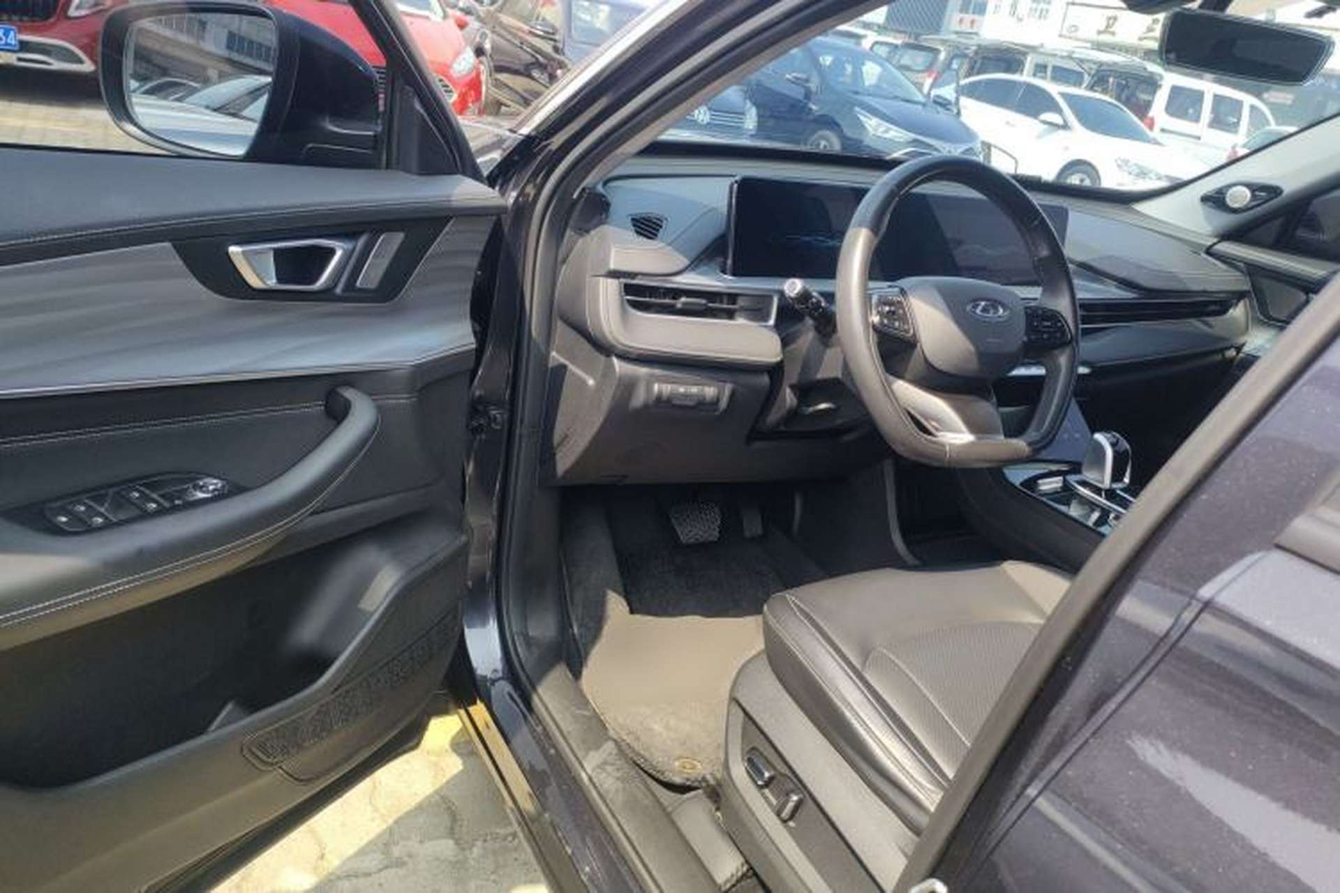 Used Chery Tiggo 8 PLUS 2021 290TGDI DCT Haoting Edition Driver Seat