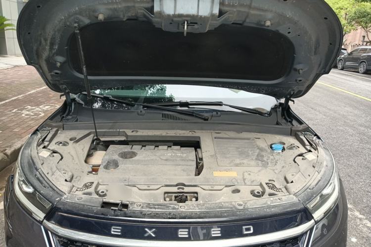 Used Chery Tiggo 8 PLUS  Engine Bay