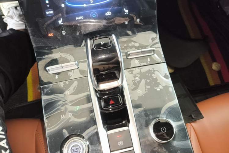 Used Chery Tiggo 8 PLUS 2021 290TGDI DCT Luxury Edition Gear Lever