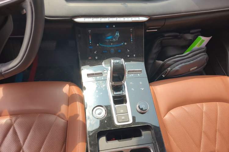 Used Chery Tiggo 8 PLUS 2021 290TGDI DCT Luxury Edition Gear Lever