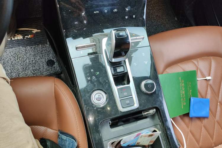 Used Chery Tiggo 8 PLUS 2021 290TGDI DCT Luxury Edition Gear Lever