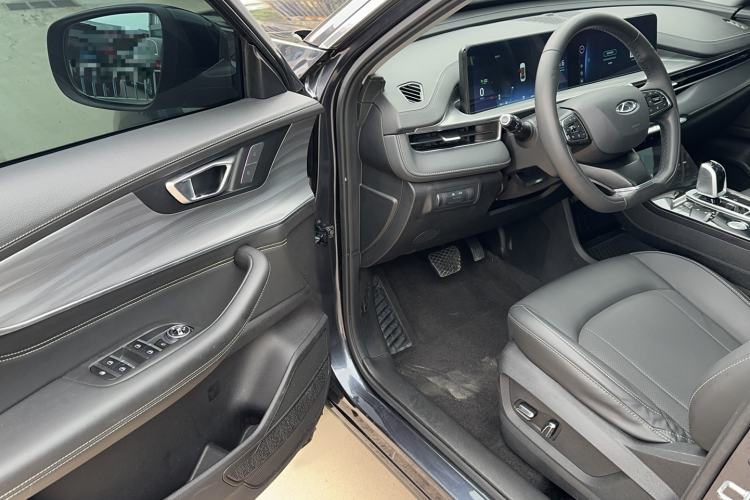 Used Chery Tiggo 8 PLUS 2021 290TGDI DCT Haoting Edition+ Interior 1