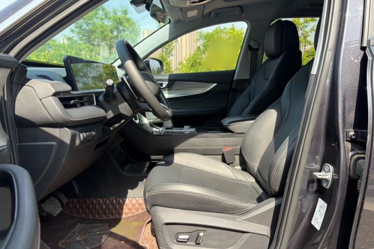 Used Chery Tiggo 8 PLUS 2021 290TGDI DCT Haoting Edition+ Interior 1