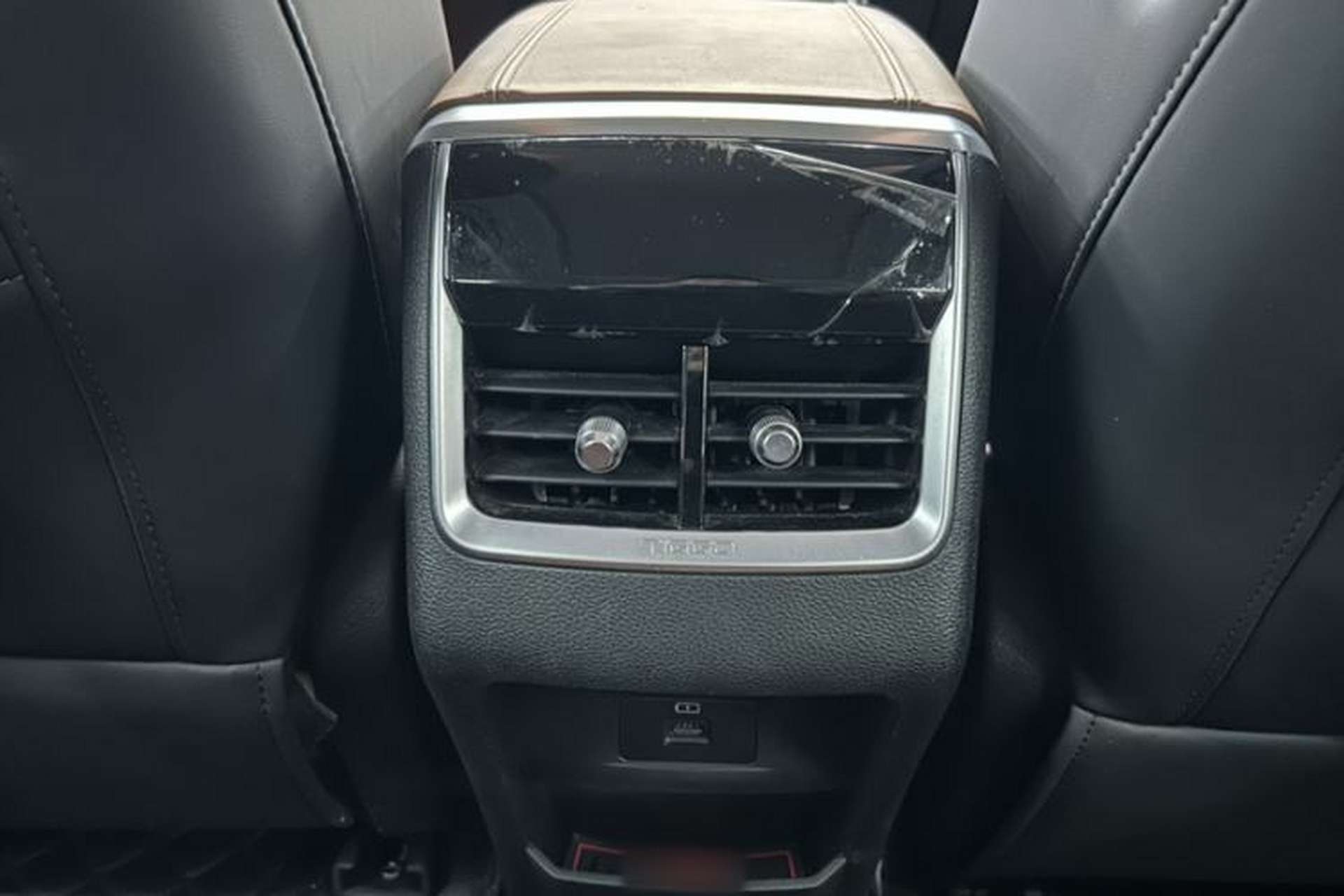 Used Chery Tiggo 8 PLUS 2021 290TGDI DCT Haoyao Edition Interior 3