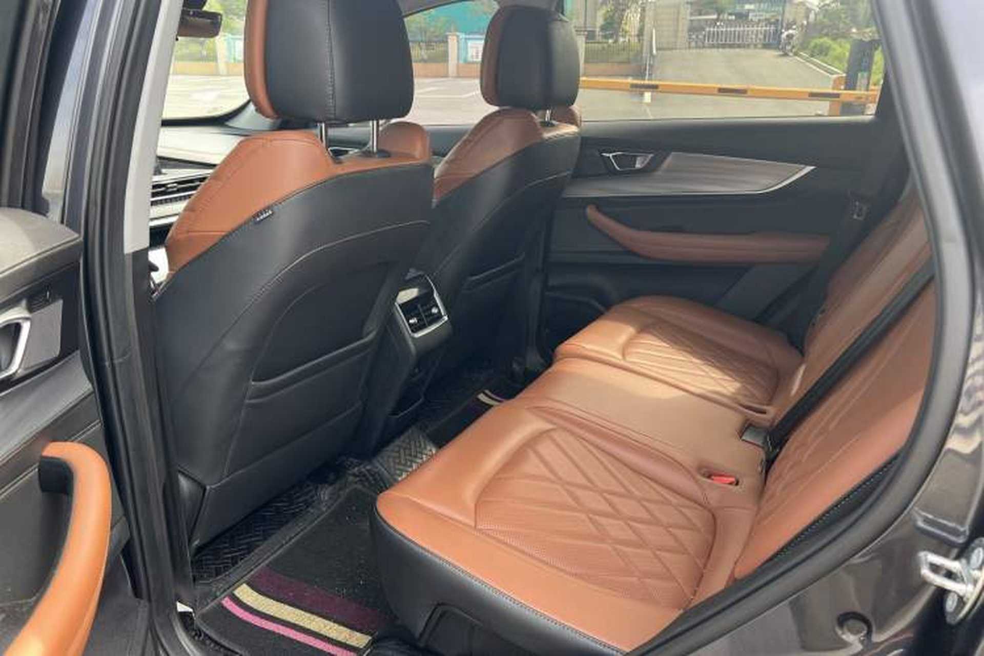 Used Chery Tiggo 8 PLUS 2021 290TGDI DCT Luxury Edition Interior 3