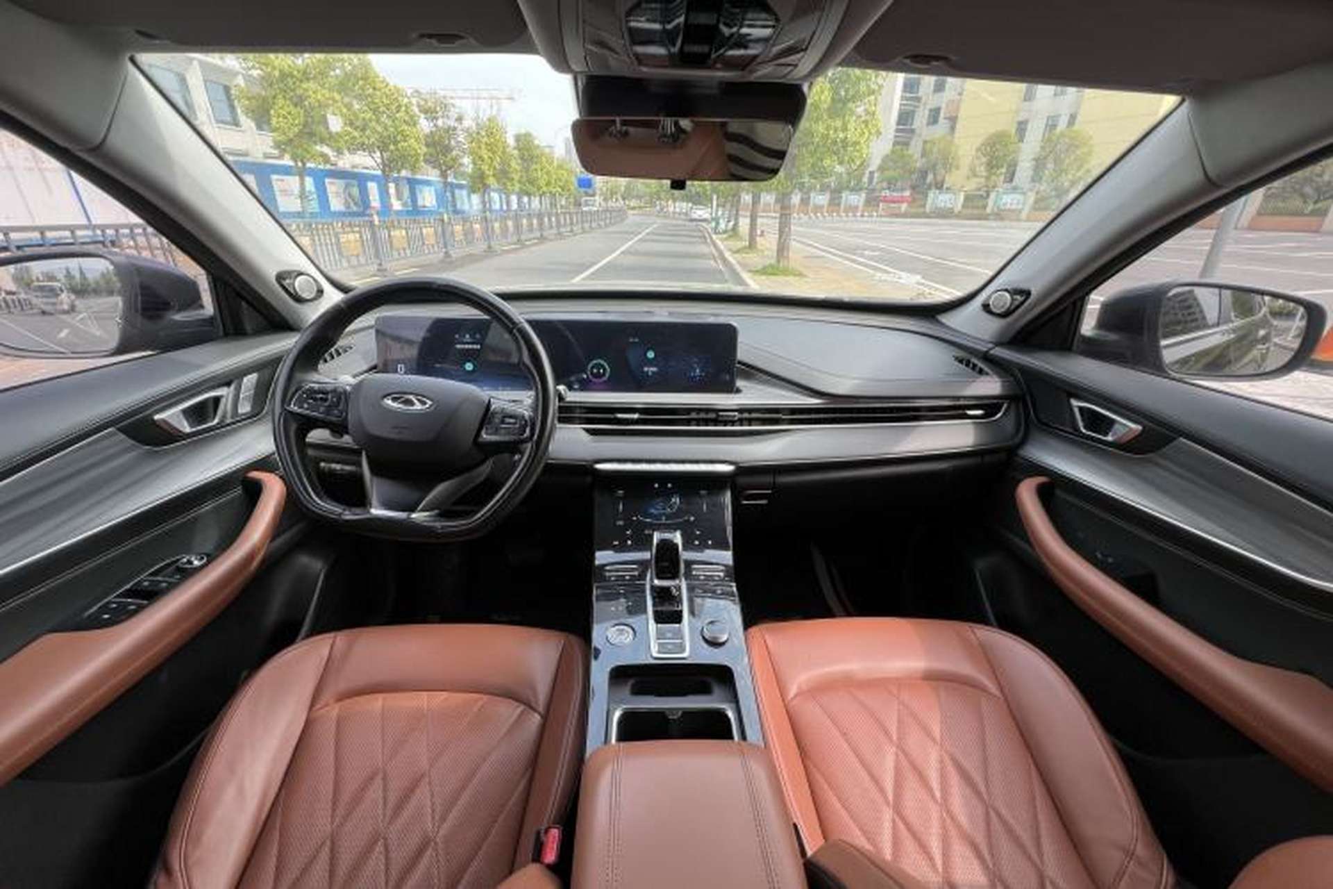 Used Chery Tiggo 8 PLUS 2021 290TGDI DCT Luxury Edition Interior 4