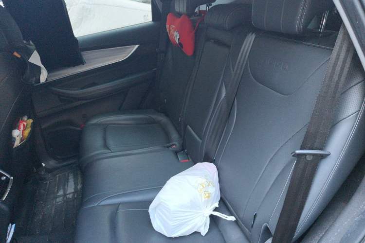 Used Chery Tiggo 8 PLUS 2021 290TGDI DCT Haoting Edition Interior 4