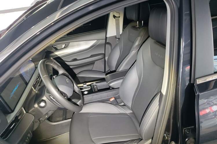 Used Chery Tiggo 8 PLUS 2021 290TGDI DCT Haoting Edition Left Front Seat