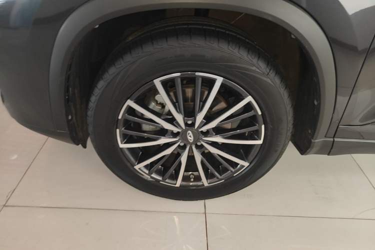 Used Chery Tiggo 8 PLUS 2021 290TGDI DCT Luxury Edition Left Front Wheel Hub