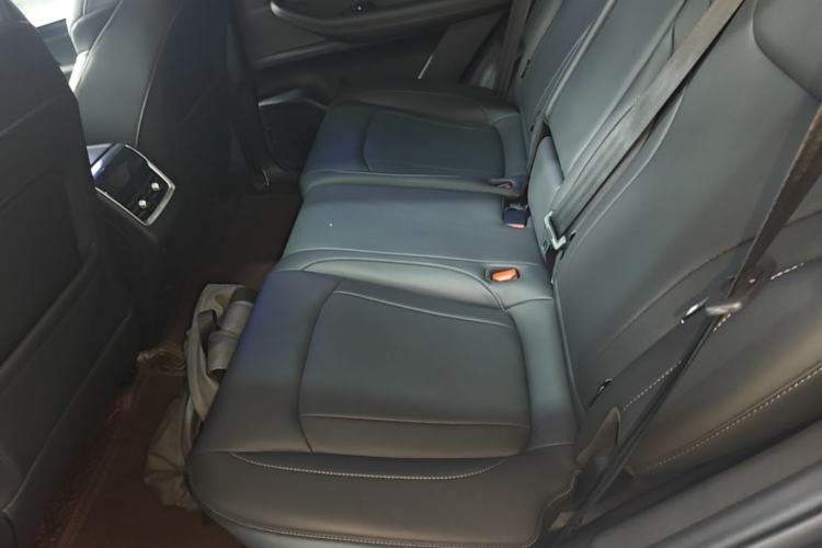 Used Chery Tiggo 8 PLUS 2021 290TGDI DCT Haoting Edition+ Left Rear Seat