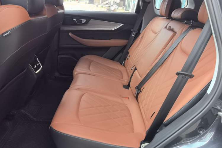 Used Chery Tiggo 8 PLUS 2021 290TGDI DCT Luxury Edition Left Rear Seat