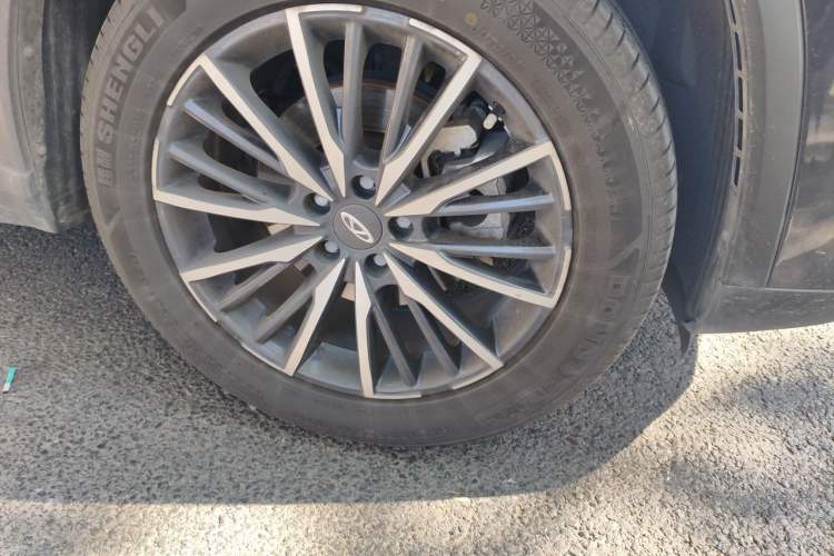 Used Chery Tiggo 8 PLUS 2021 290TGDI DCT Haoting Edition Right Front Wheel Hub