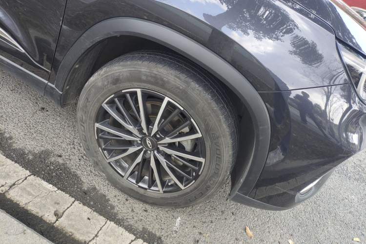 Used Chery Tiggo 8 PLUS 2021 290TGDI DCT Luxury Edition Right Front Wheel Hub