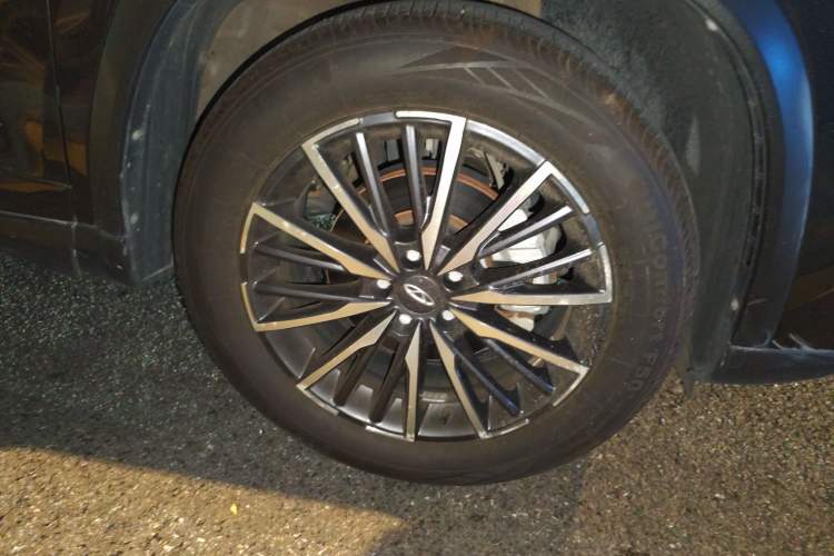 Used Chery Tiggo 8 PLUS 2021 290TGDI DCT Haoting Edition Right Front Wheel Hub