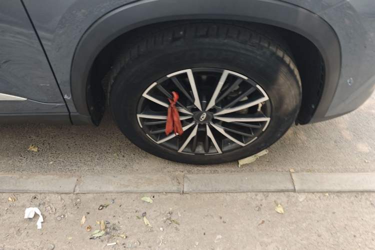 Used Chery Tiggo 8 PLUS 2021 290TGDI DCT Haoting Edition Right Front Wheel Hub