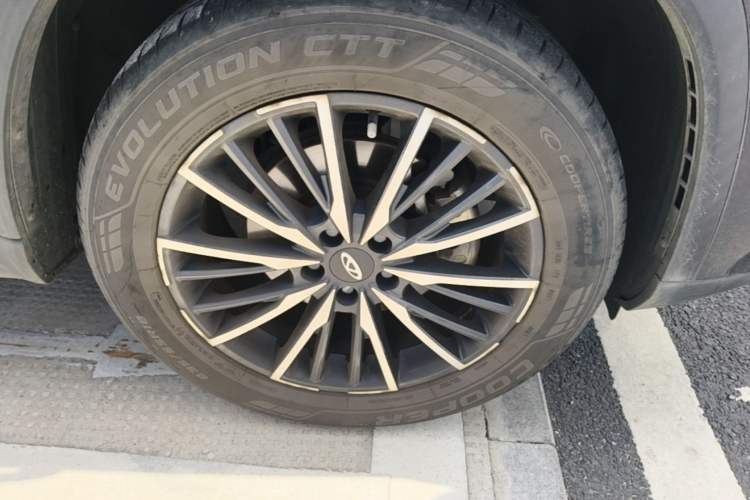 Used Chery Tiggo 8 PLUS 2021 290TGDI DCT Haoting Edition Right Front Wheel Hub