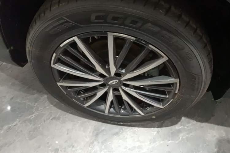 Used Chery Tiggo 8 PLUS 2021 290TGDI DCT Haoting Edition+ Right Rear Wheel Hub