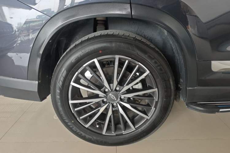 Used Chery Tiggo 8 PLUS 2021 290TGDI DCT Luxury Edition Right Rear Wheel Hub