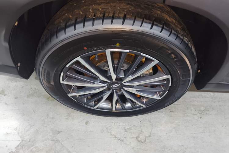 Used Chery Tiggo 8 PLUS 2021 290TGDI DCT Haoting Edition+ Right Rear Wheel Hub