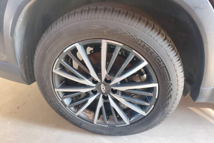 Used Chery Tiggo 8 PLUS 2021 290TGDI DCT Luxury Edition Right Rear Wheel Hub