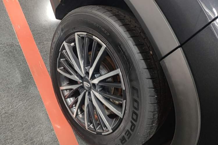 Used Chery Tiggo 8 PLUS 2021 290TGDI DCT Haoting Edition Right Rear Wheel Hub