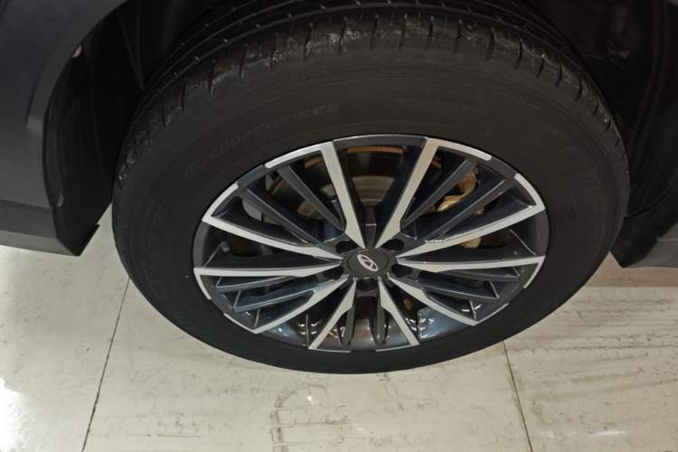 Used Chery Tiggo 8 PLUS 2021 290TGDI DCT Haoting Edition Right Rear Wheel Hub