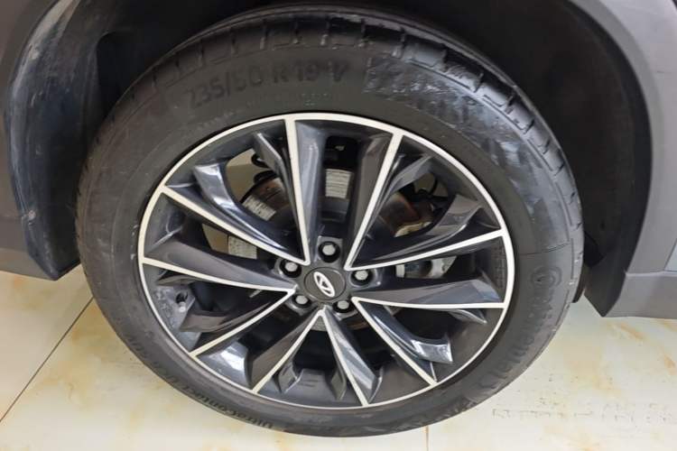Used Chery Tiggo 8 PLUS 2021 290TGDI DCT Haoyao Edition Right Rear Wheel Hub