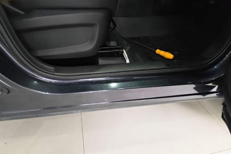 Used Chery Tiggo 8 PLUS 2021 290TGDI DCT Luxury Edition Right Side Sill