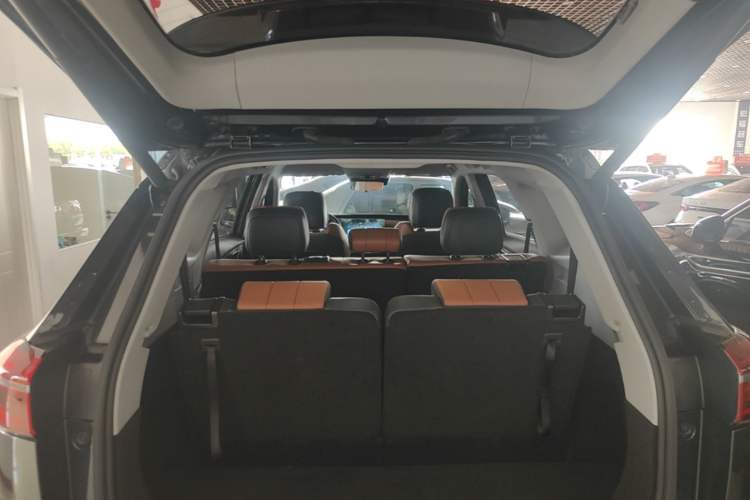 Used Chery Tiggo 8 PLUS 2021 290TGDI DCT Luxury Edition Trunk