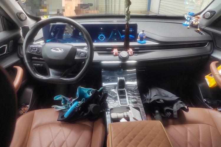 Used Chery Tiggo 8 PLUS 2021 290TGDI DCT Haoting Edition Center Console