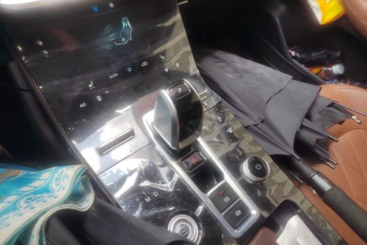 Used Chery Tiggo 8 PLUS 2021 290TGDI DCT Haoting Edition Gear Lever