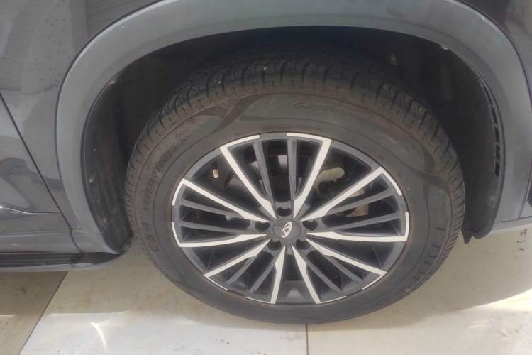 Used Chery Tiggo 8 PLUS 2021 290TGDI DCT Haoting Edition Right Front Wheel Hub