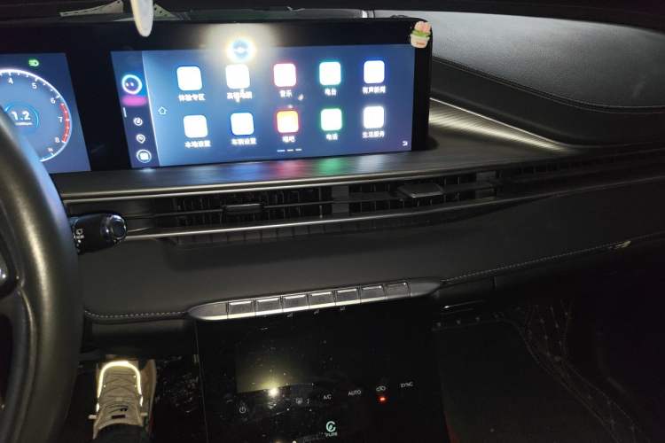 Used Chery Tiggo 8 PLUS 2021 290TGDI DCT Haoting Edition Audio And AC Panel