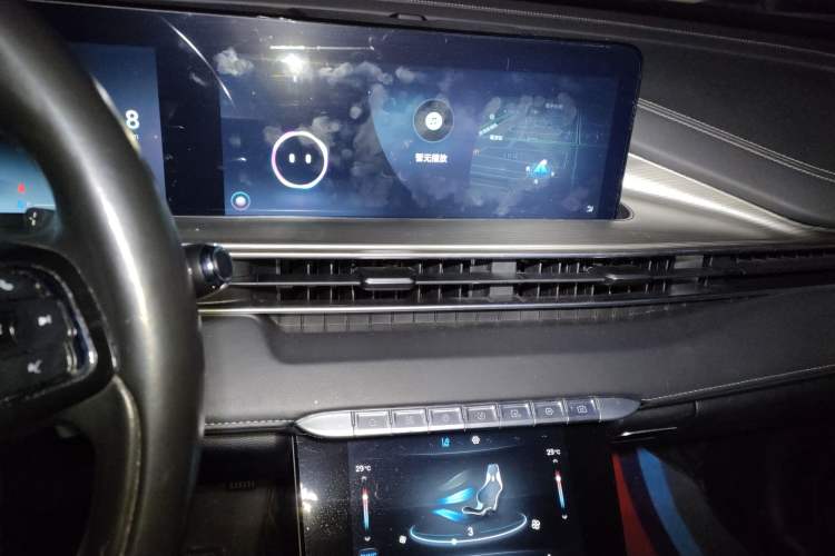 Used Chery Tiggo 8 PLUS 2021 290TGDI DCT Luxury Edition Audio And AC Panel
