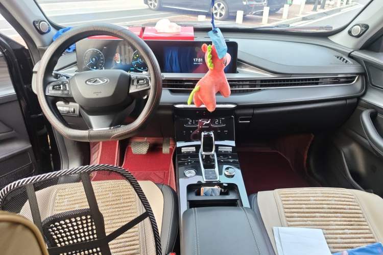 Used Chery Tiggo 8 PLUS 2021 290TGDI DCT Haoting Edition Center Console
