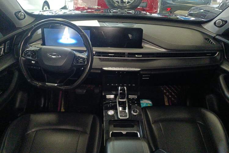 Used Chery Tiggo 8 PLUS 2021 290TGDI DCT Haoting Edition Center Console