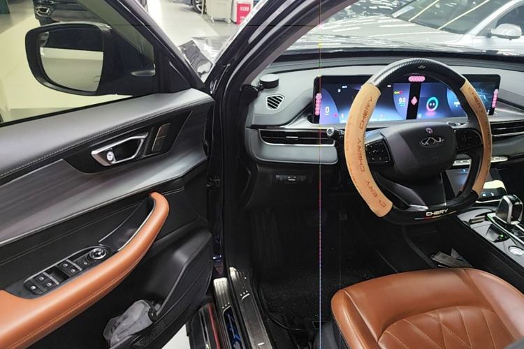 Used Chery Tiggo 8 PLUS 2021 290TGDI DCT Luxury Edition Driver Seat