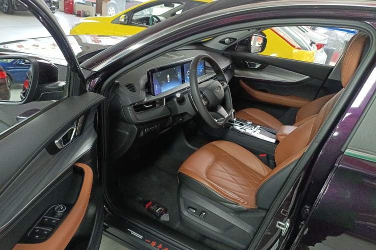 Used Chery Tiggo 8 PLUS 2021 290TGDI DCT Luxury Edition Driver Seat