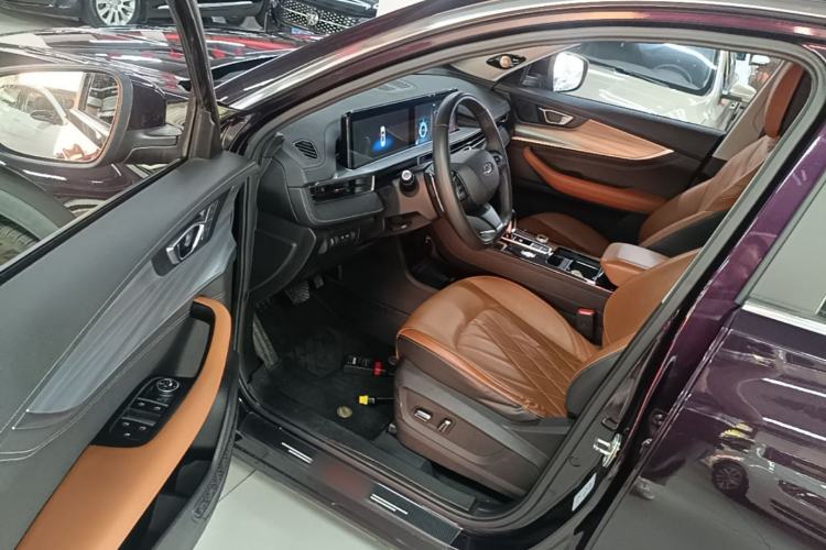 Used Chery Tiggo 8 PLUS 2021 290TGDI DCT Luxury Edition Driver Seat
