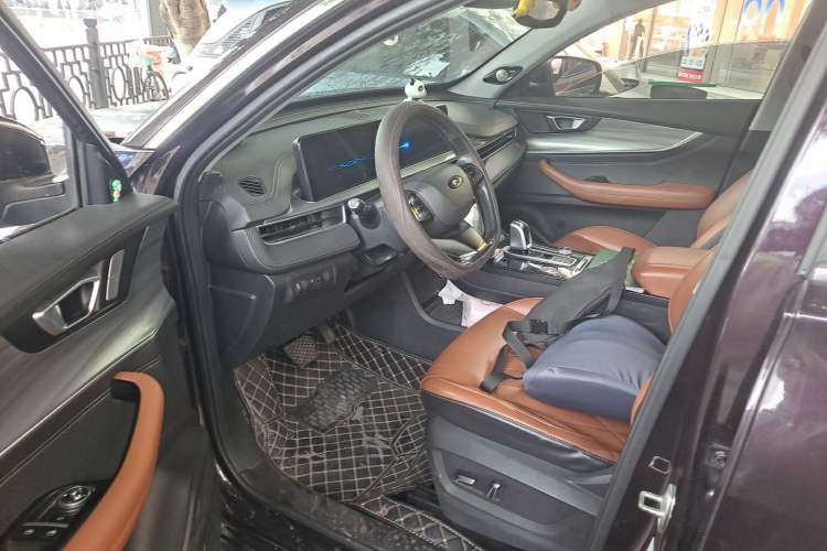 Used Chery Tiggo 8 PLUS 2021 290TGDI DCT Luxury Edition Driver Seat