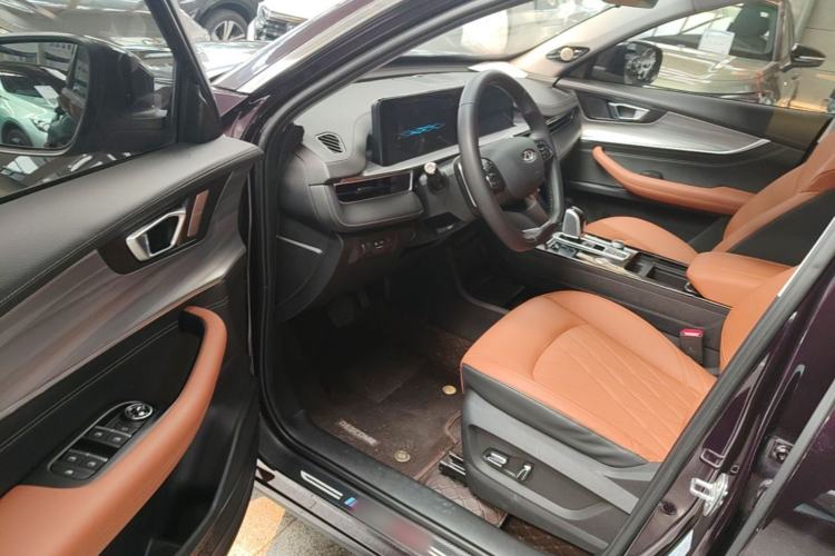 Used Chery Tiggo 8 PLUS 2021 290TGDI DCT Luxury Edition Driver Seat
