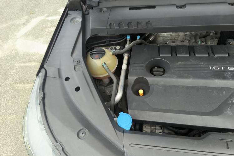 Used Chery Tiggo 8 PLUS 2021 290TGDI DCT Luxury Edition Engine Bay Right