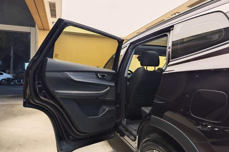 Used Chery Tiggo 8 PLUS 2021 290TGDI DCT Haoting Edition Exterior 6