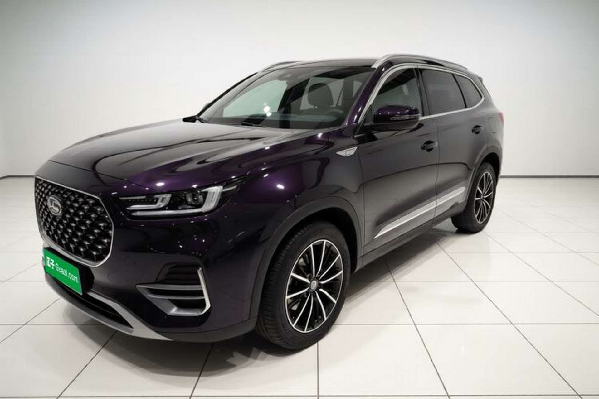 Used Chery Tiggo 8 PLUS 2021 290TGDI DCT Luxury Edition Front Left 45 Deg