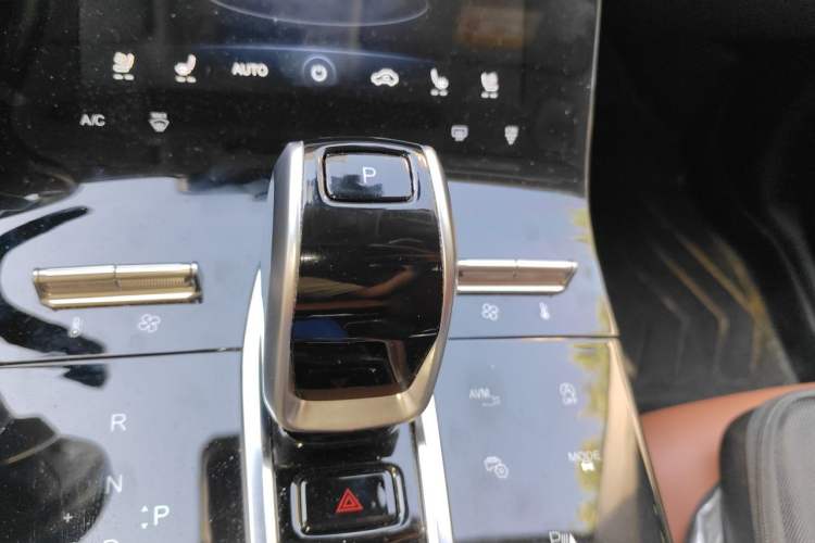 Used Chery Tiggo 8 PLUS 2021 290TGDI DCT Haoyao Edition Gear Lever