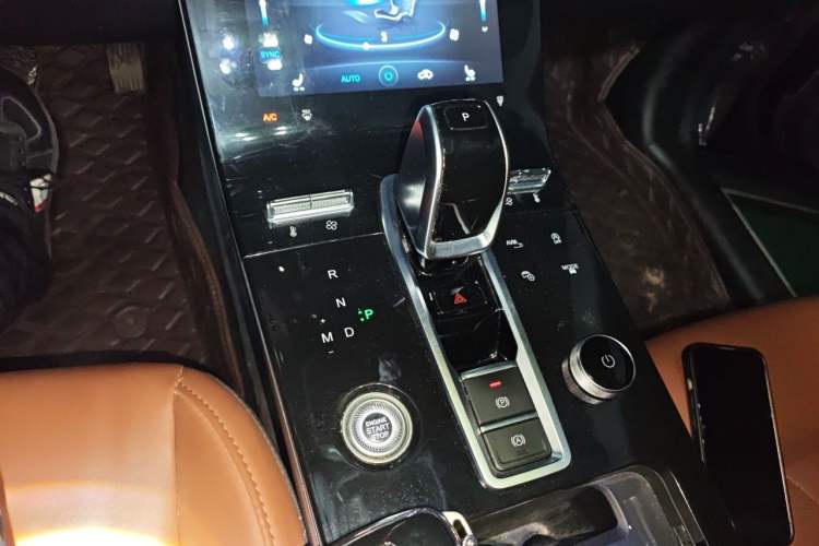 Used Chery Tiggo 8 PLUS 2021 290TGDI DCT Luxury Edition Gear Lever