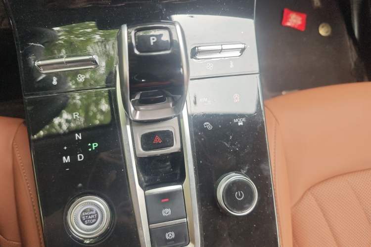 Used Chery Tiggo 8 PLUS 2021 290TGDI DCT Luxury Edition Gear Lever