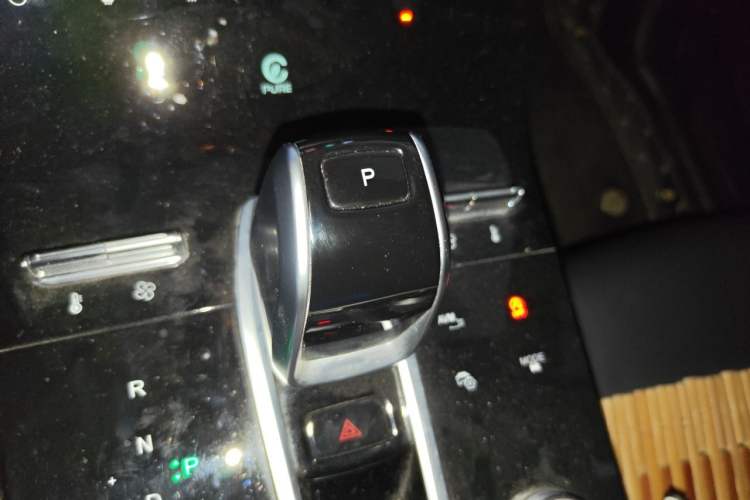 Used Chery Tiggo 8 PLUS 2021 290TGDI DCT Haoting Edition Gear Lever